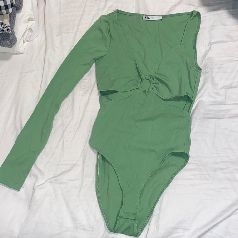 Zara green one shoulder bodysuit
